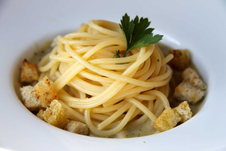 spaghetti pane e olio