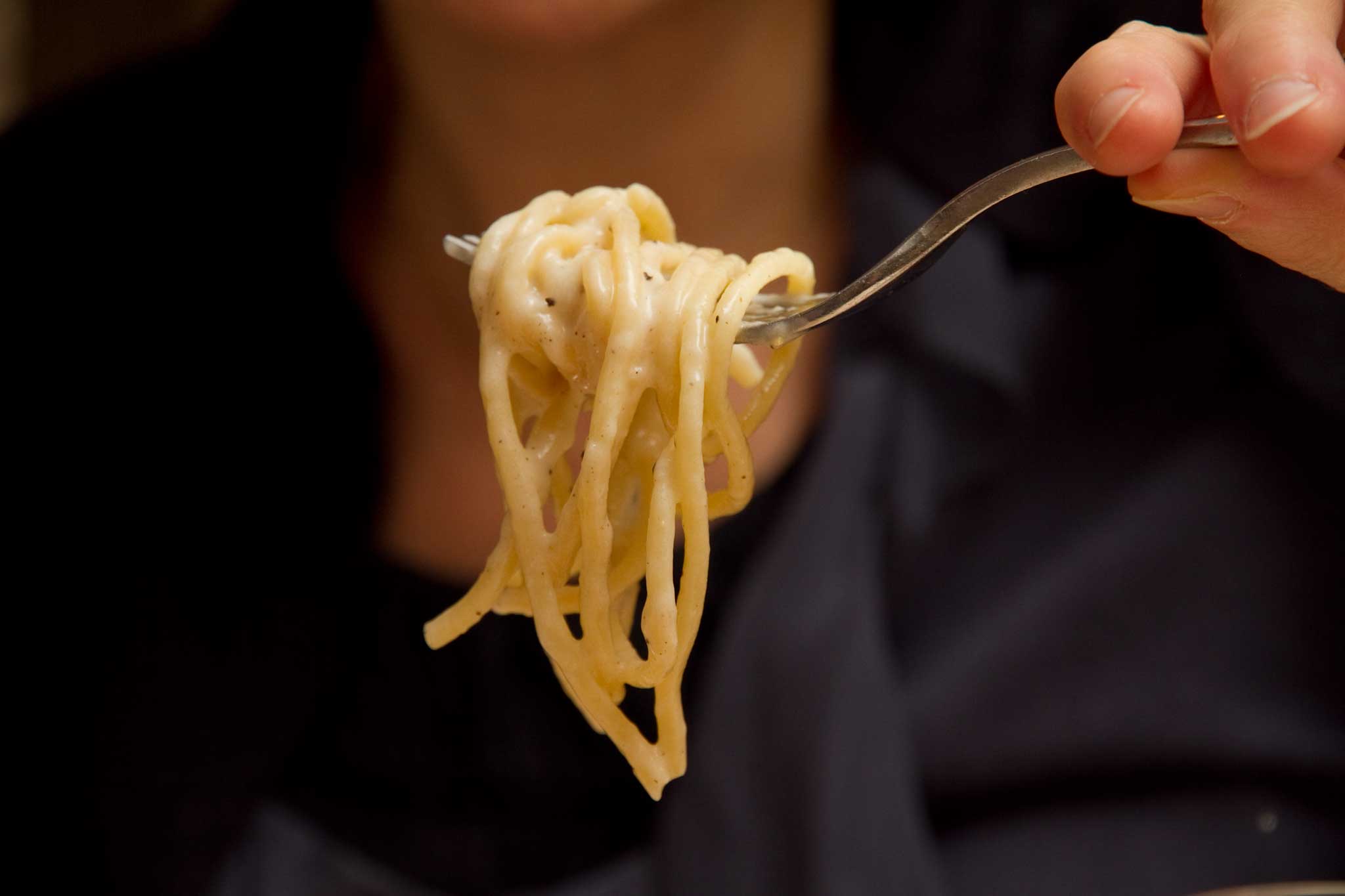 cacio e pepe volemose bene