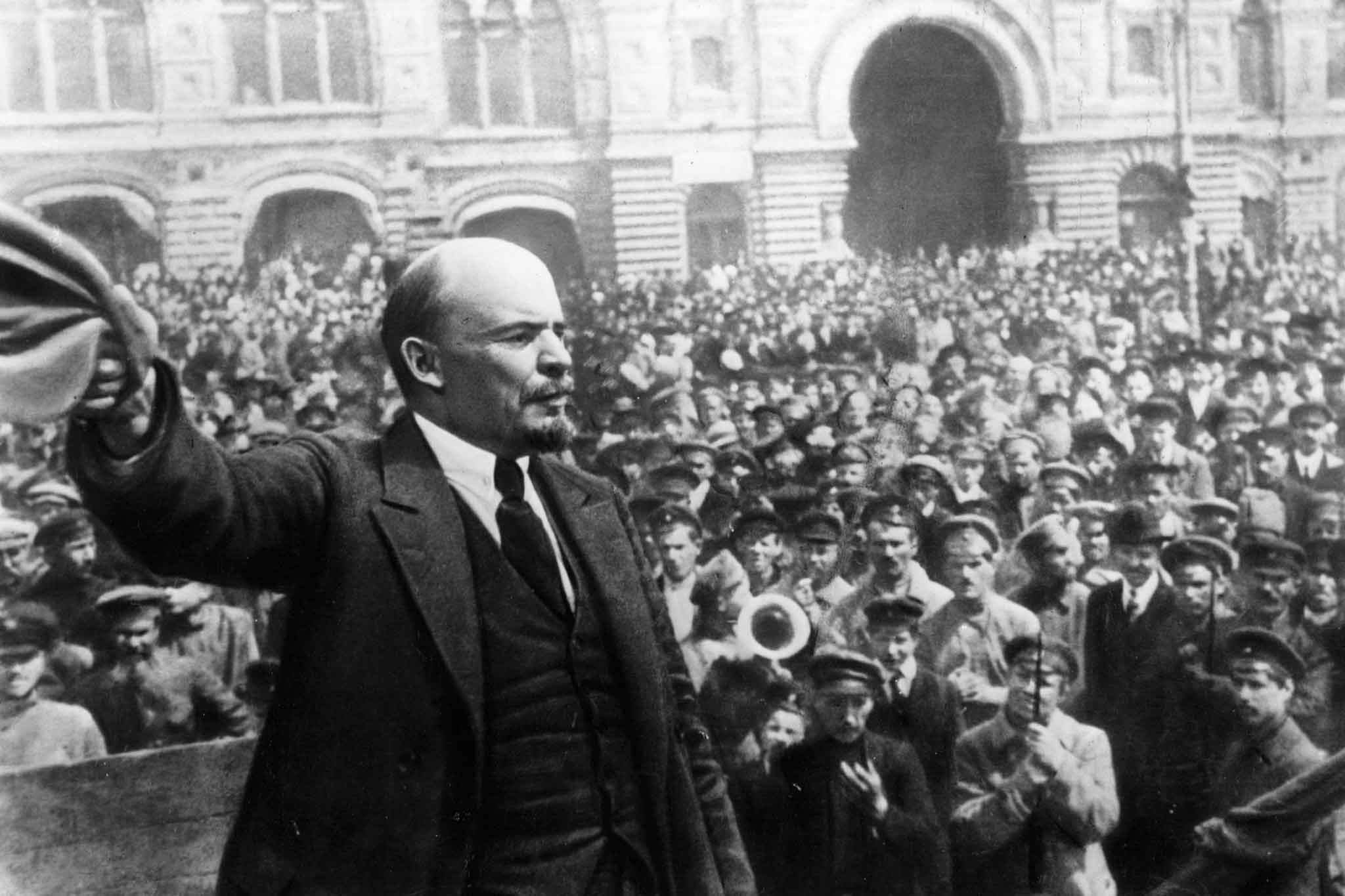lenin in piazza