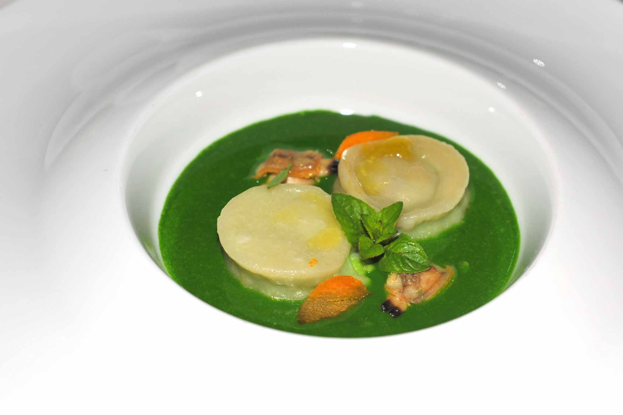 fagotti piselli bottarga