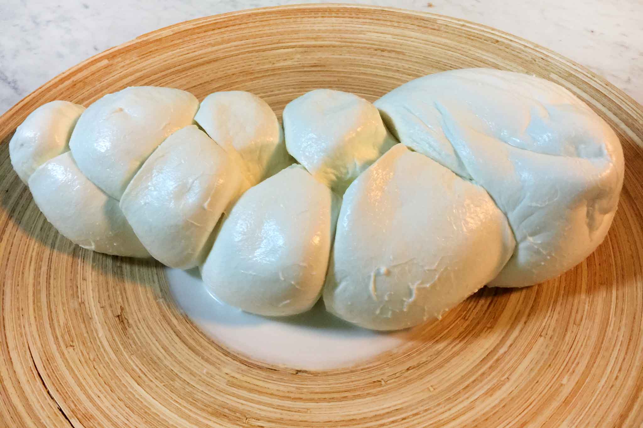 mozzarella-treccia