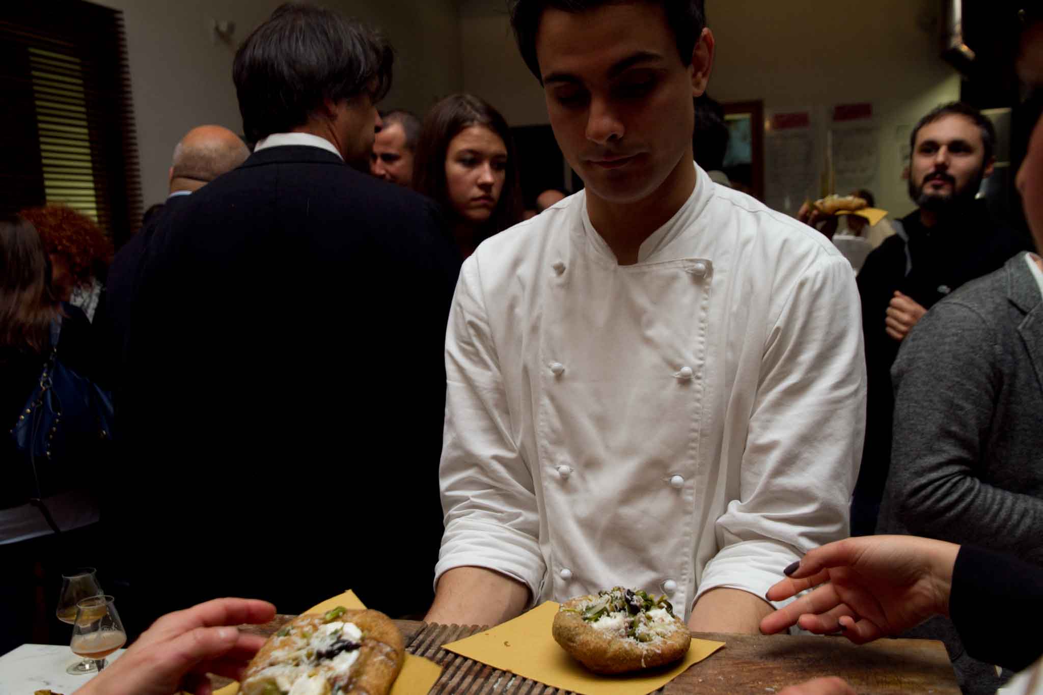 mangiari-di-strada-milano-pizza-integrale