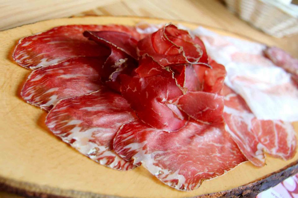 Valchiavenna. Crotto Quartino che vi fa mangiare uno strepitoso all you