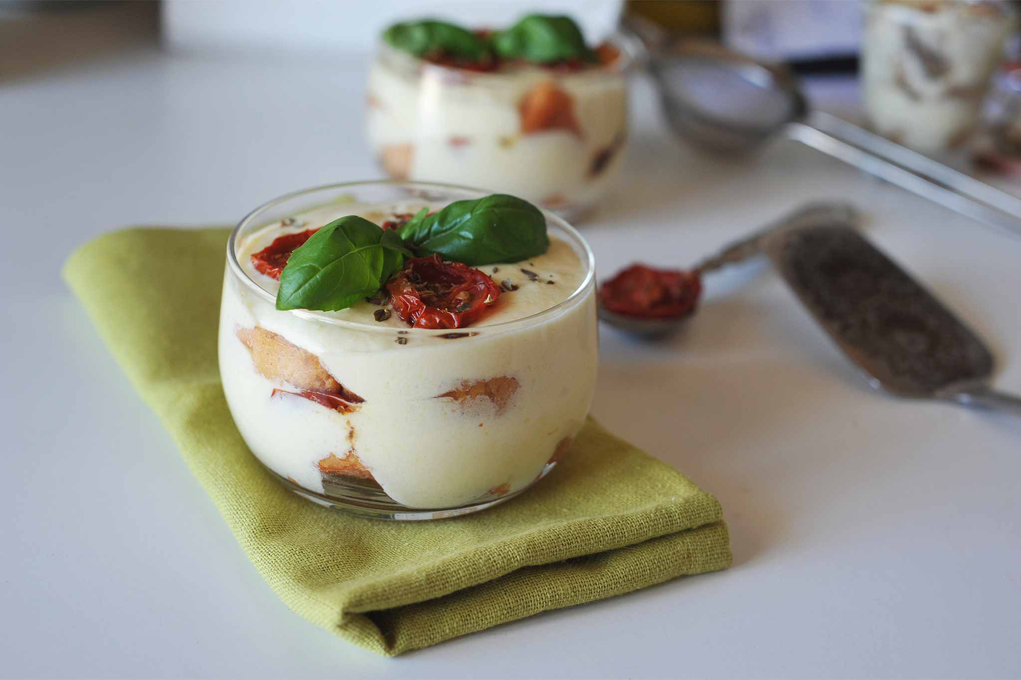 tiramisu-salato-pomodorini-confit