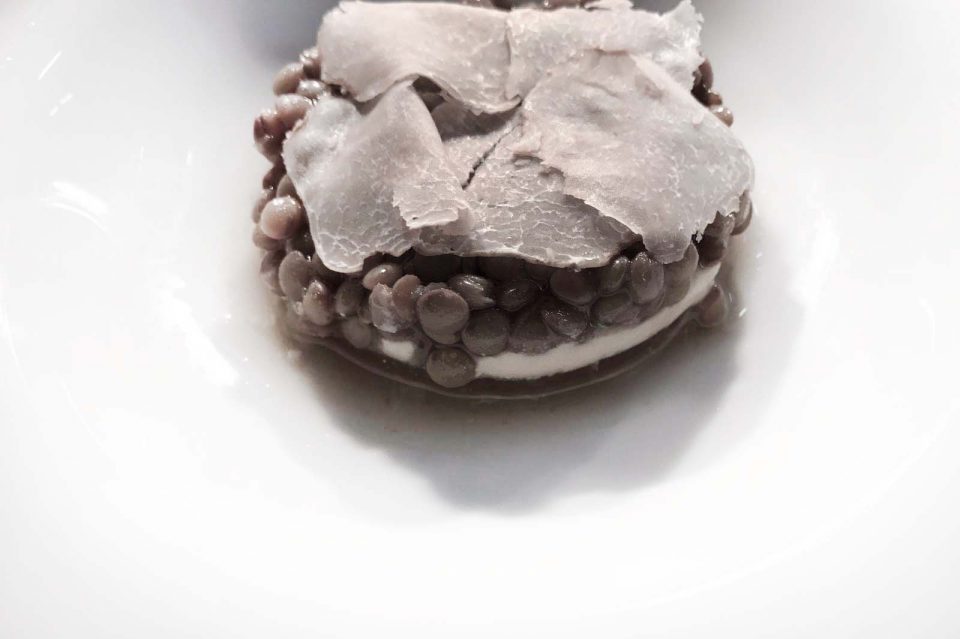 lenticchie-nocciole-aglio-e-tartufo-bianco