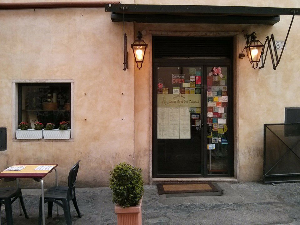 Roma. grappolo doro, osteria che non convince con la cacio e pepe Piazza della cancelleria roma