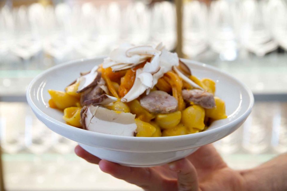 Napoli. Sea Front Di Martino Pasta Bar, il format innovativo che emoziona