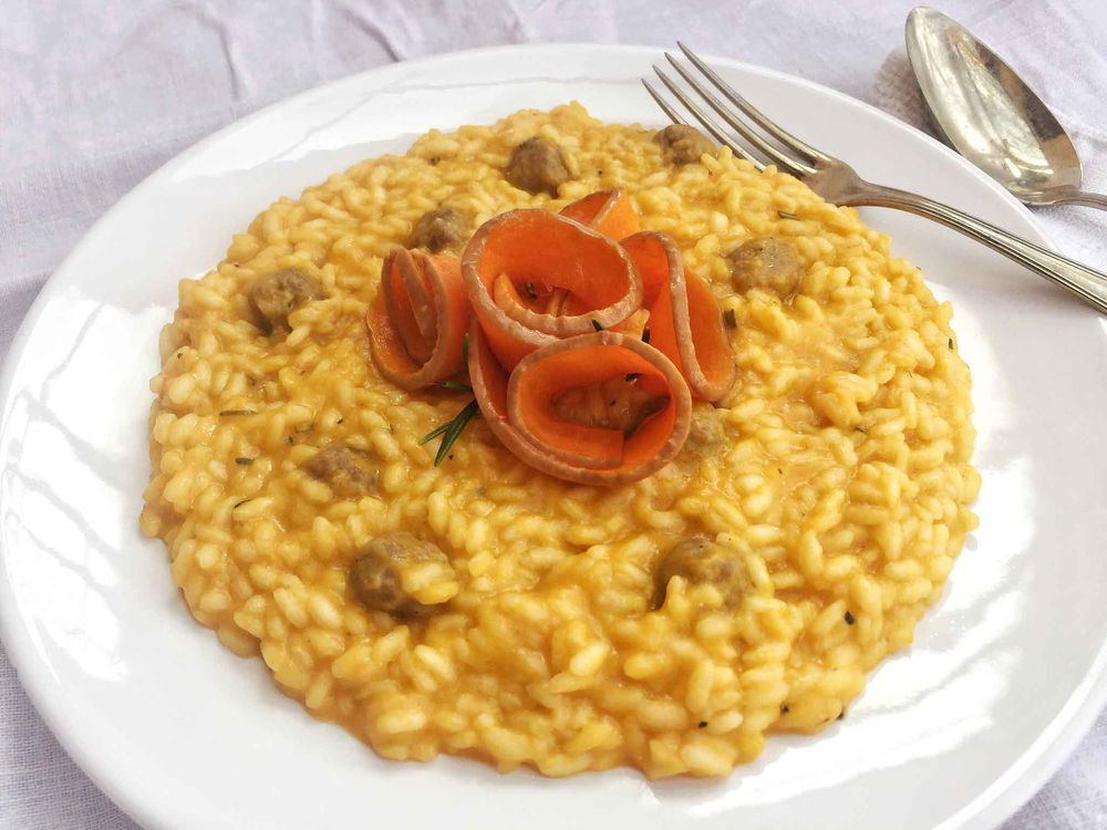 La ricetta perfetta del risotto con salsiccia e zucca foto per foto