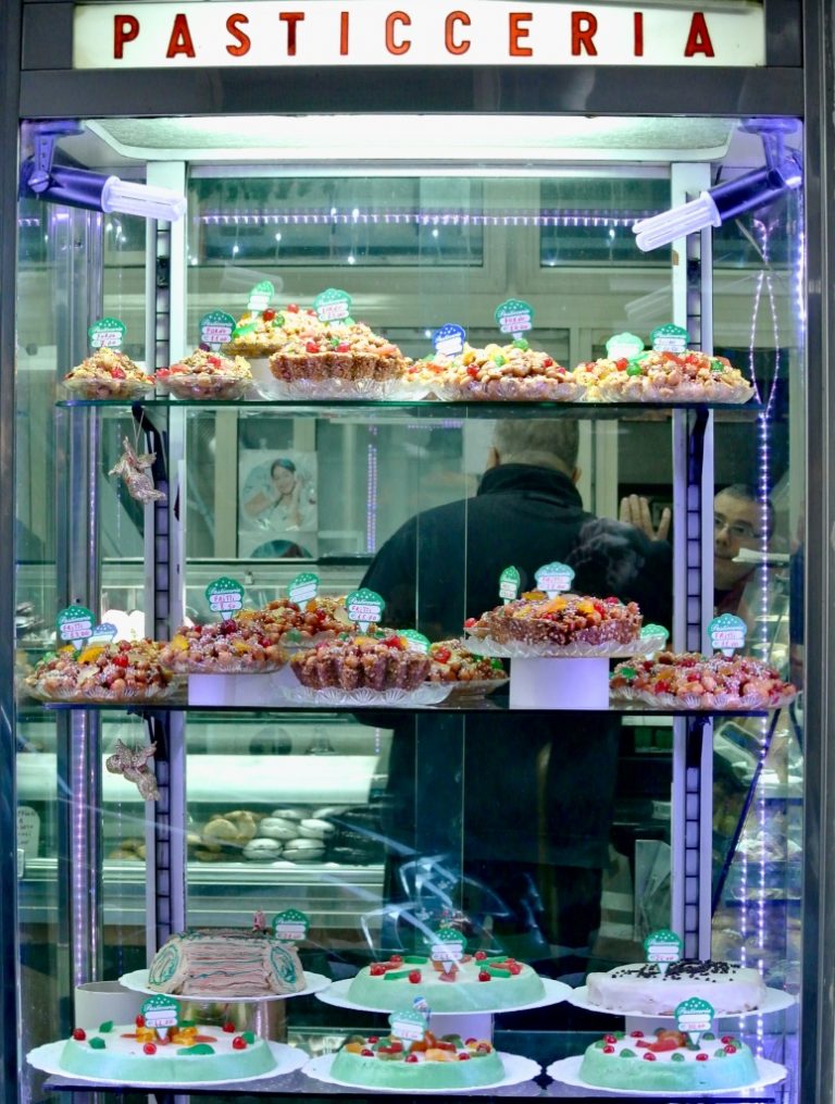 10 motivi gastronomici per amare il Natale a Napoli