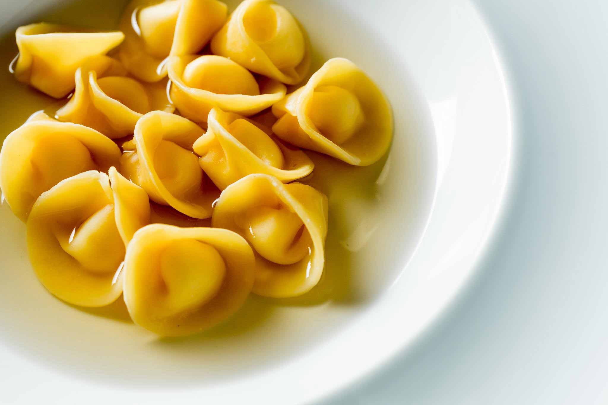 Tortellini, cappelletti, anolini: 9 ricette di pasta fresca emiliana ...