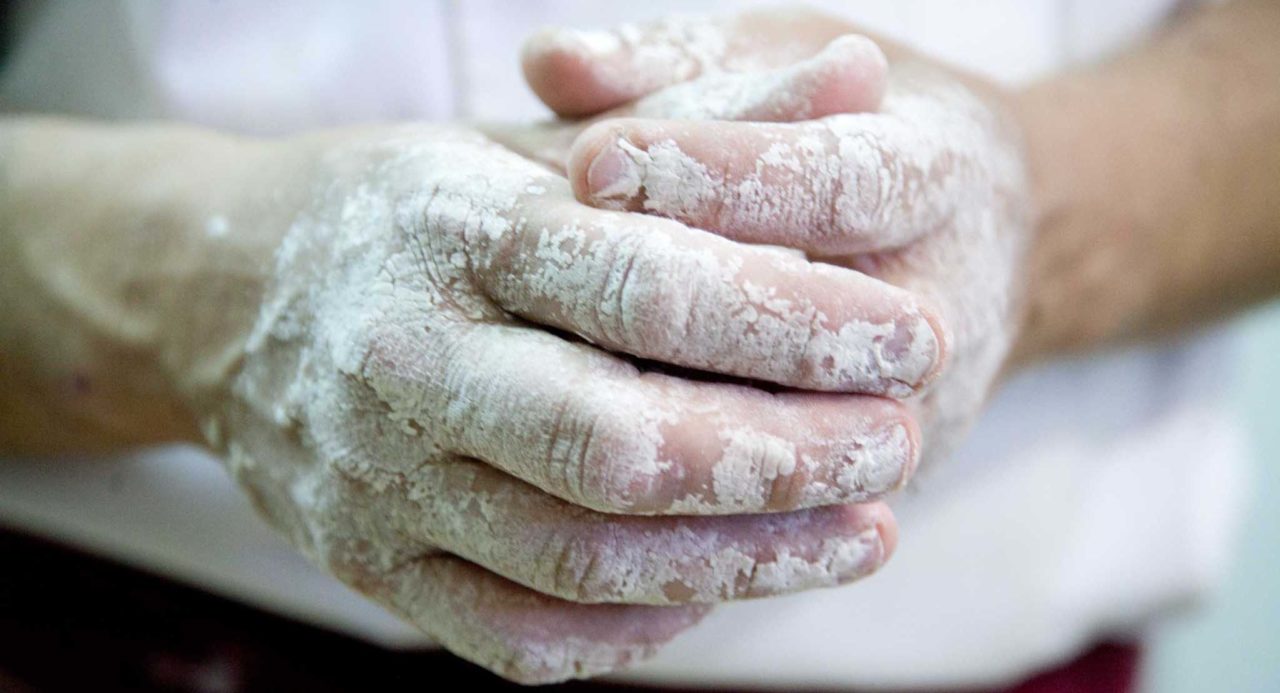 Mani sporche di farina