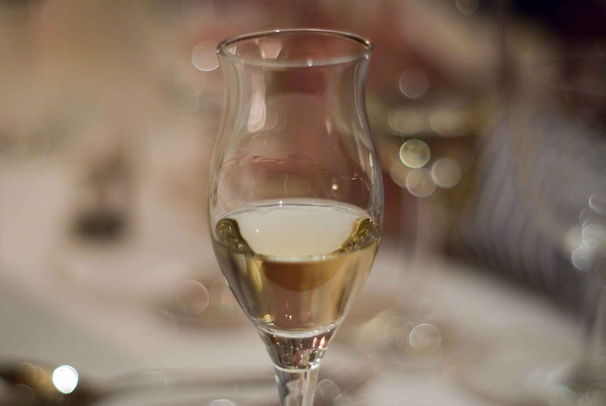 Come fare una degustazione di grappa? Regole per apprezzarla al meglio