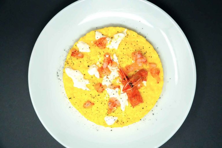 Come preparare il risotto con gamberi e burrata