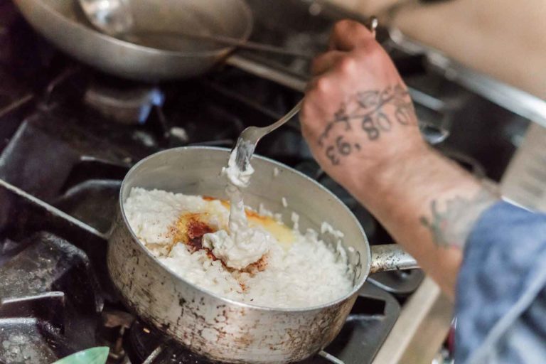 Ricetta basic. Come fare il risotto con burrata, gamberi rossi e zafferano