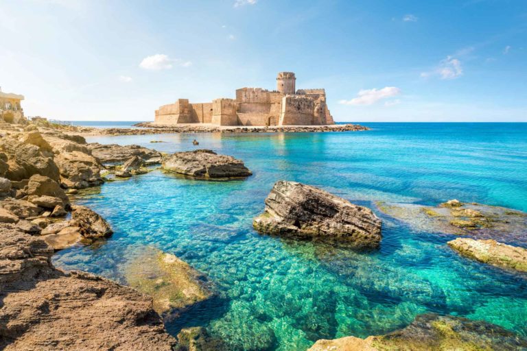Calabria: Alitalia risponde a EasyJet dimostrando di essere viva