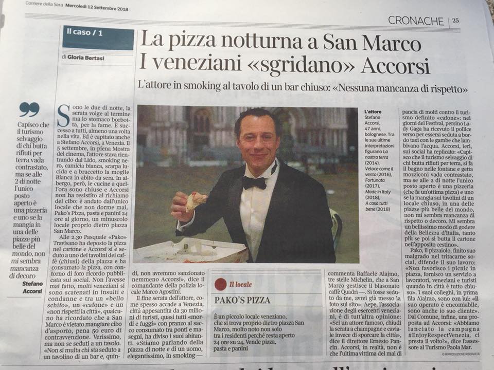 Venezia. Stefano Accorsi e la polemiche sulla pizza che titolerei “dove mangiare la pizza a tutte le ore”
