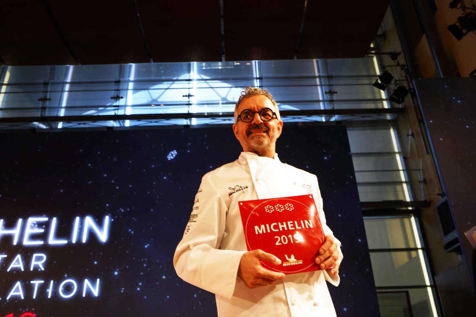 lo chef mauro uliassi alla consegna delle 3 stelle michelin