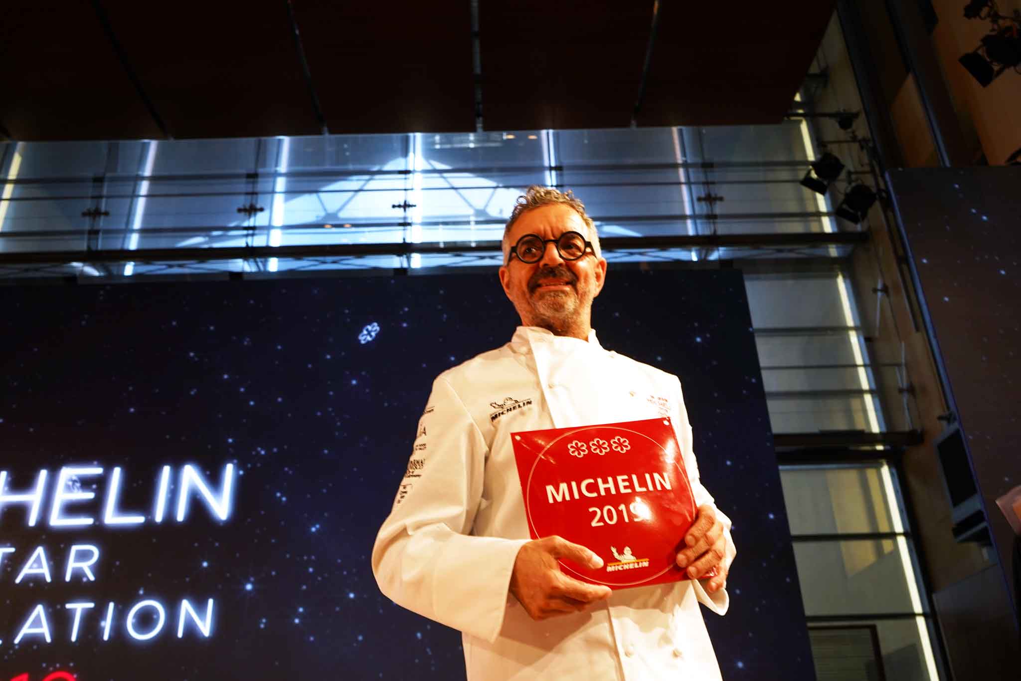 lo chef mauro uliassi alla consegna delle 3 stelle michelin