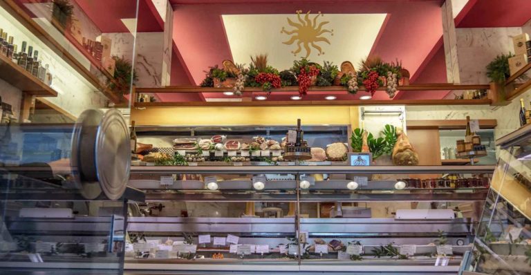 Milano. Il nuovo Peck e la nuova Gelateria Buonarroti