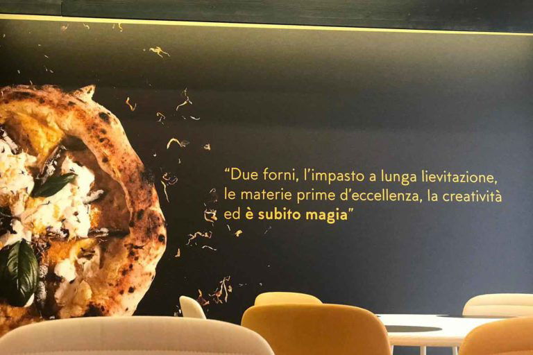 Salerno. Menu e prezzi di Granammare, pizzeria che apre con il canotto di Saviello e Lastra