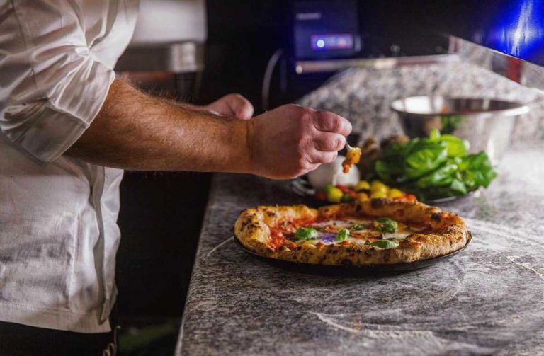 Il Lux dell&#8217;ex Masterchef Giorgio Gramegna, pizzeria e ristorante a Milano