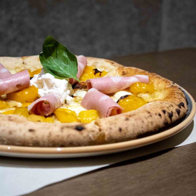 Roses Pizza &#038; More apre in hotel al Rosa Grand Milano
