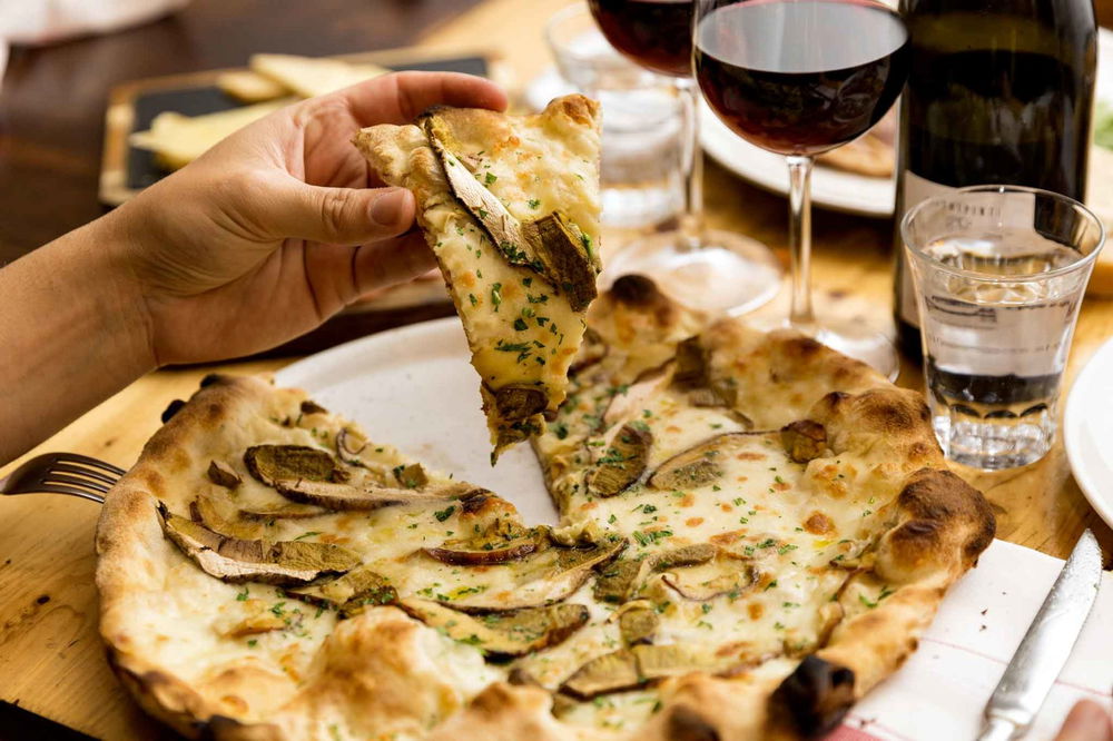 Funghi porcini. Il menu è speciale da Osteria Fratelli Mori a Roma