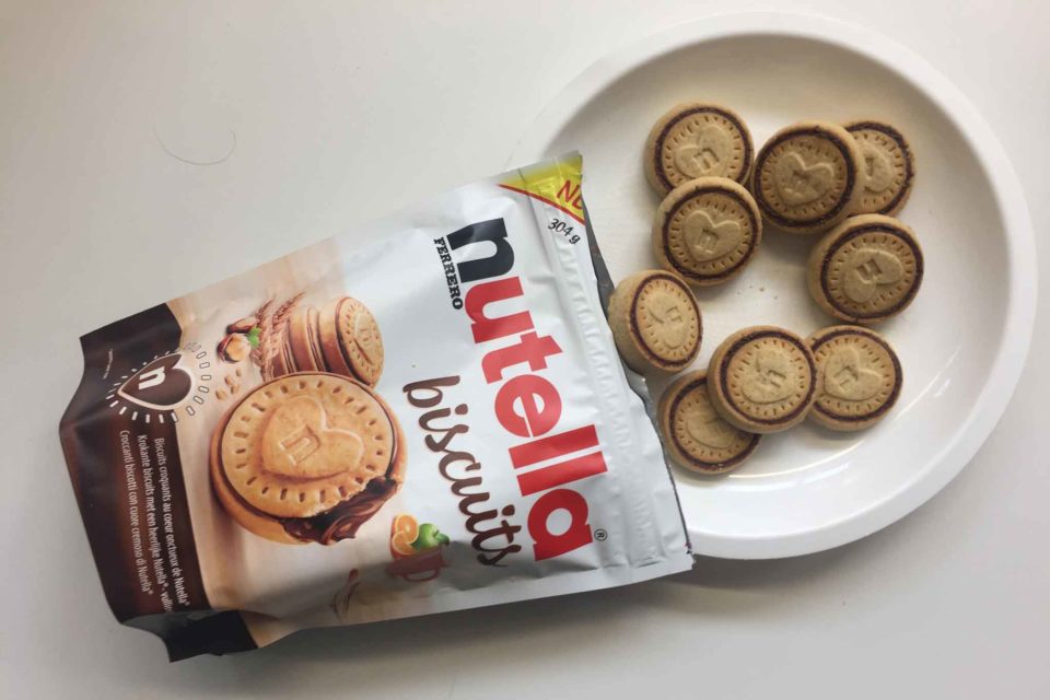 Nutella Biscuits. All'assaggio il cuore di Nutella vince sempre