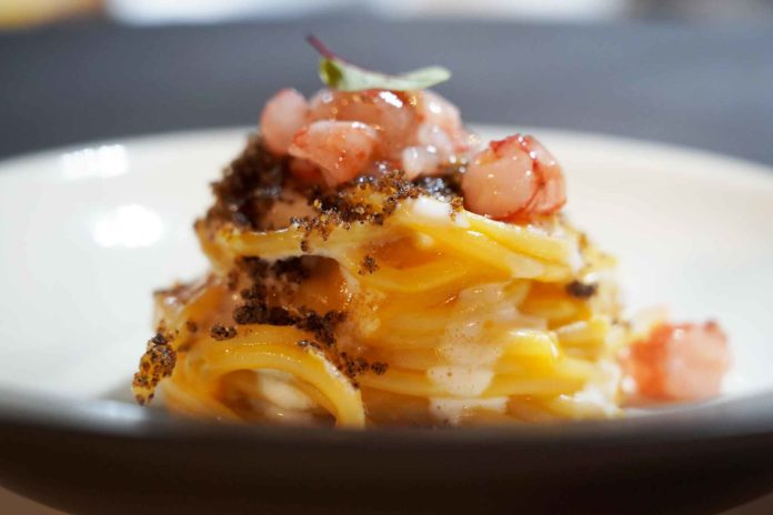 ristorante Matera Dimora Ulmo spaghetti datterini gialli gamberi bufala caffe