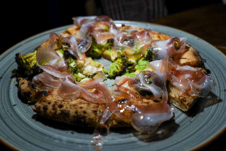 Coronavirus. La pizzeria Crosta sostiene l’ospedale Sacco