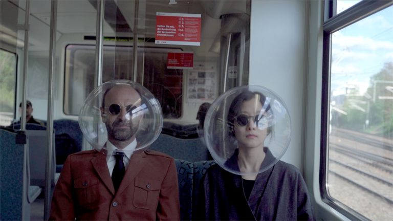 iSphere, il casco anti coronavirus per chi odia le mascherine