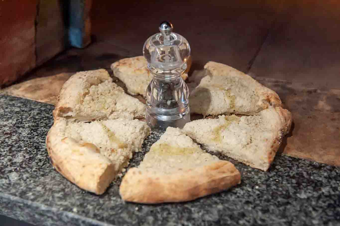 pizza cacio e pepe Callegari