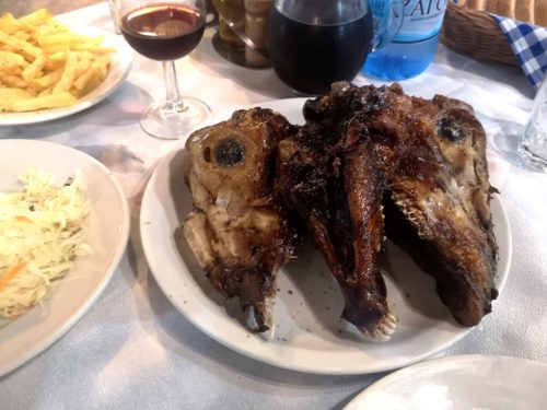 Estia Restaurant Plataria Grecia testa agnello