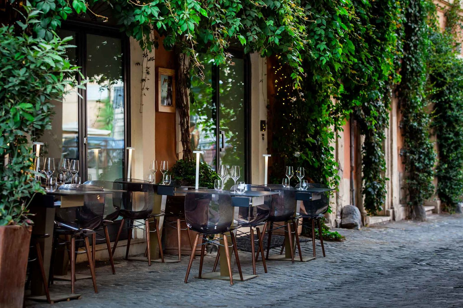 dehors di Roma Per Me Giulio Terrinoni