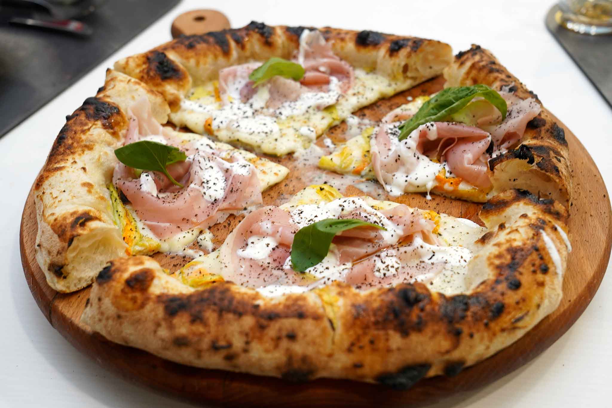 La pizzeria I Fontana vuole vincere con forno elettrico e doppia cottura