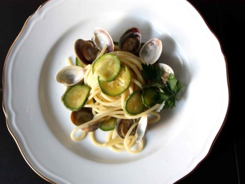 spaghetti vongole e zucchine