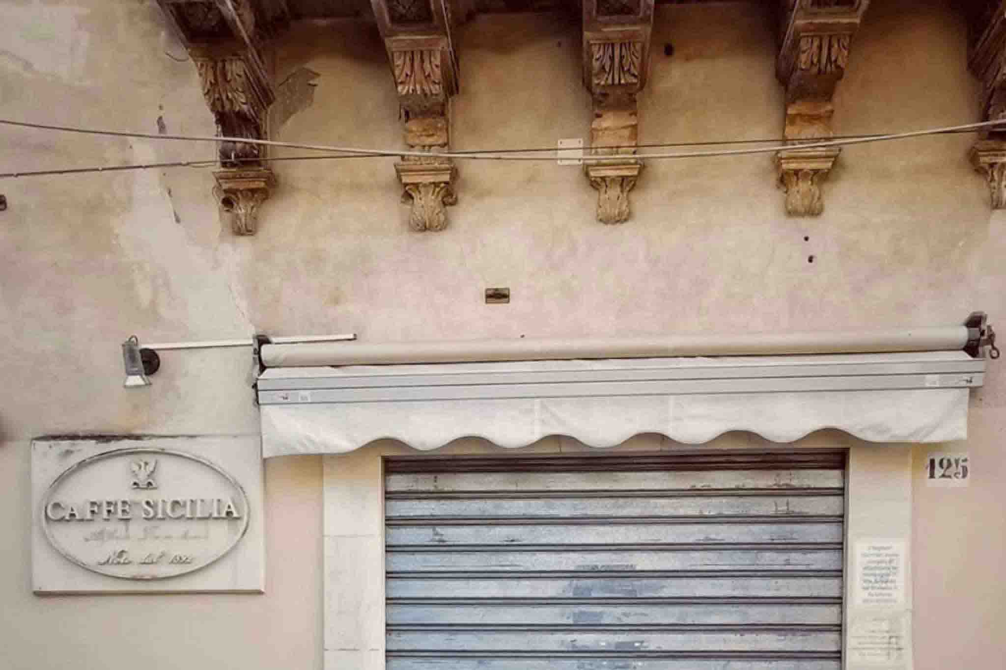 caffè Sicilia Corrado Assenza chiuso