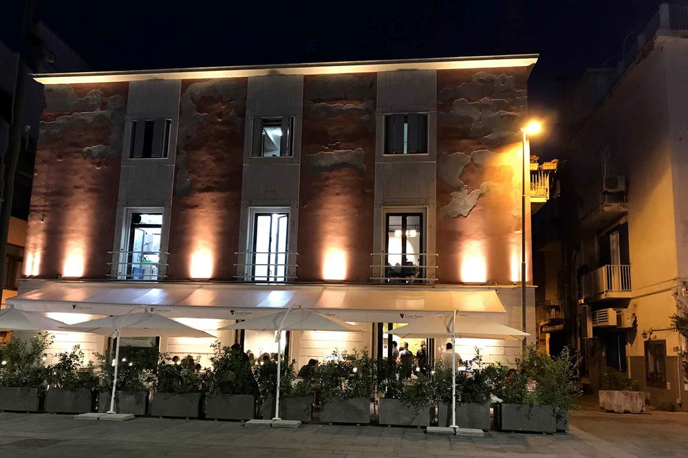 Pozzuoli. Pizza canotto e pesce nella nuova pizzeria di Vincenzo Capuano