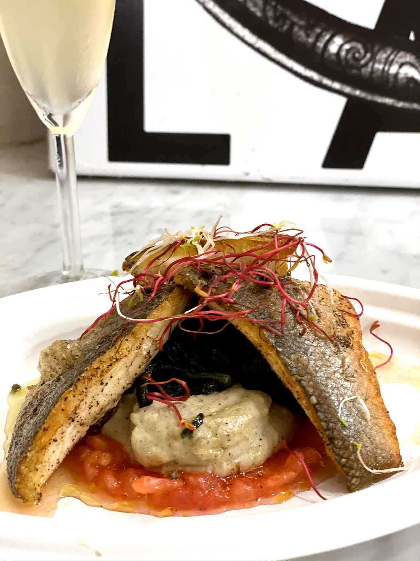 Acciaio Inossidabile Anguilla Spike Stile Giapponese, T A Forma Di