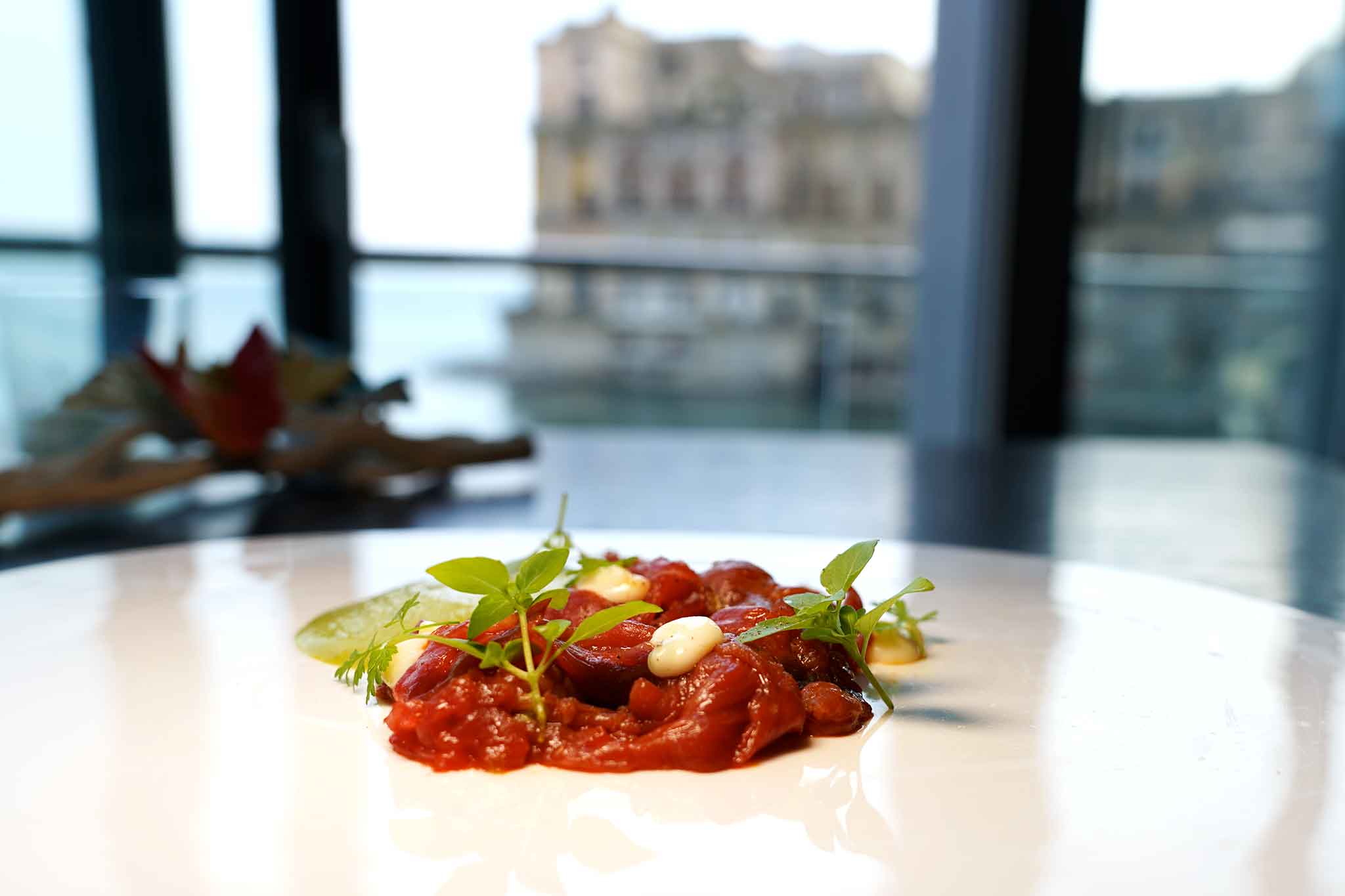 Come una braciola ristorante Palazzo Petrucci Napoli Lino Scarallo