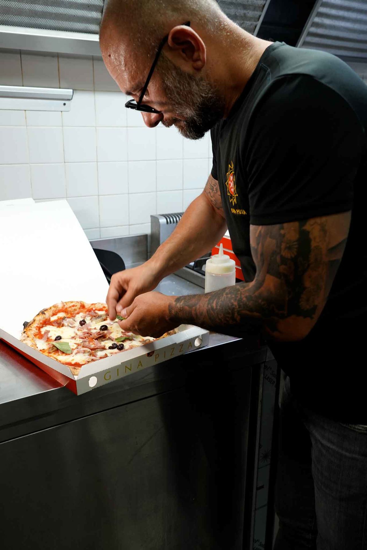 Giuseppe Pignalosa pizza capricciosa Gina asporto