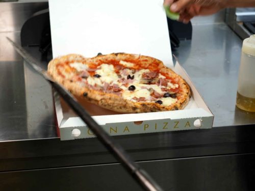 pizza capricciosa Gina Pizza asporto e delivery