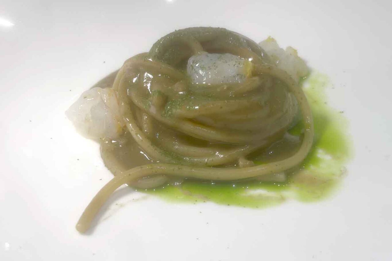 spaghetti con carciofi del ristorante La Serra hotel Le Agavi a Positano
