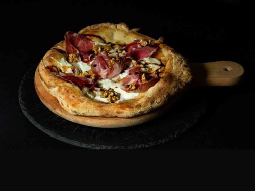pizzeria La Cruna del Lago Lesina Puglia pizza