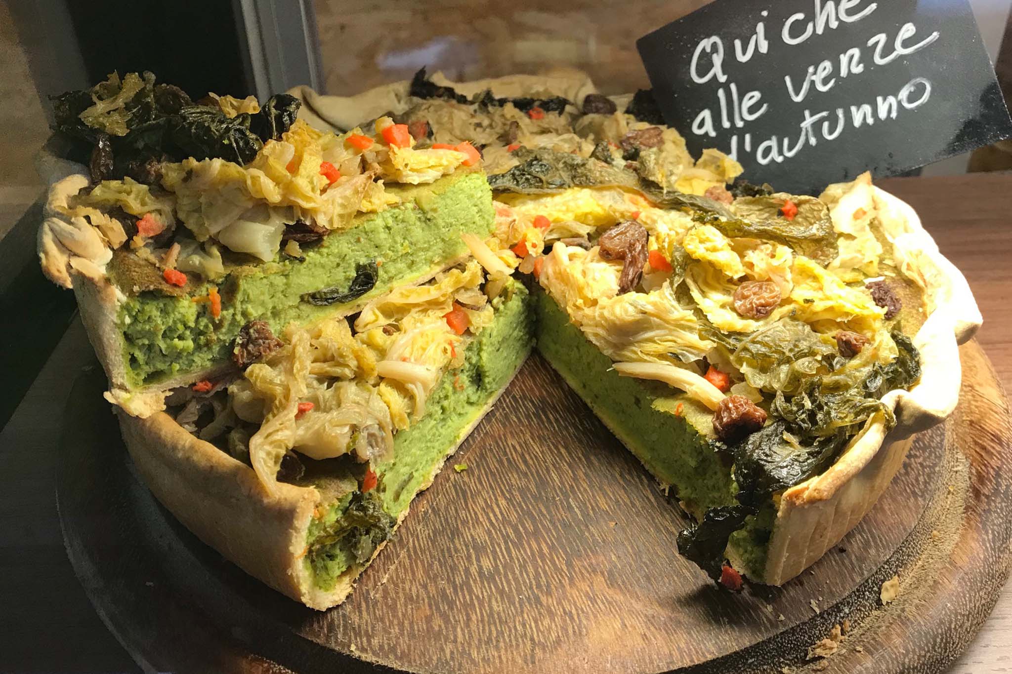 Palpucci Petit Bistrot Milano quiche in vetrina