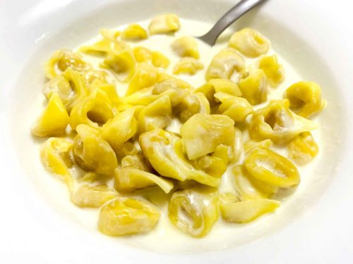 tortellini con panna di affioramento