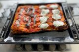 pizza in teglia Andrea Brunetti Lab alici e mozzarella