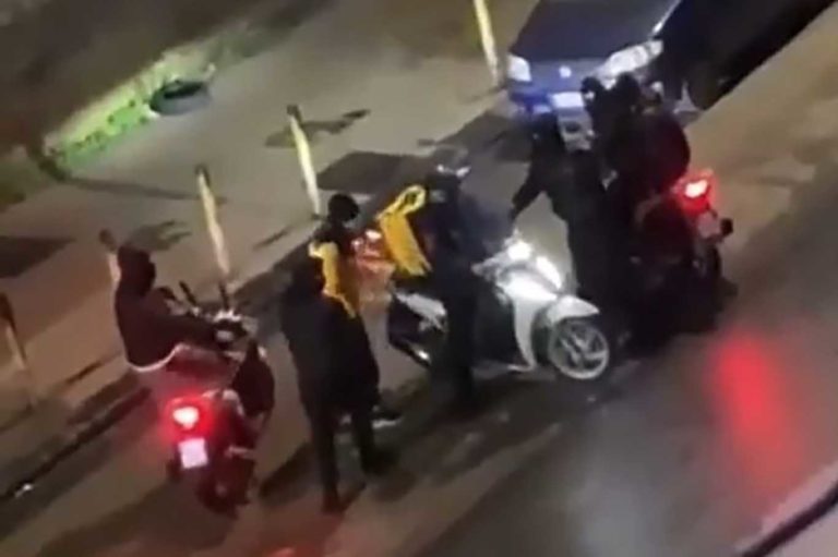 Rider rapinato a Napoli. Arrestati i malviventi e ritrovato lo scooter