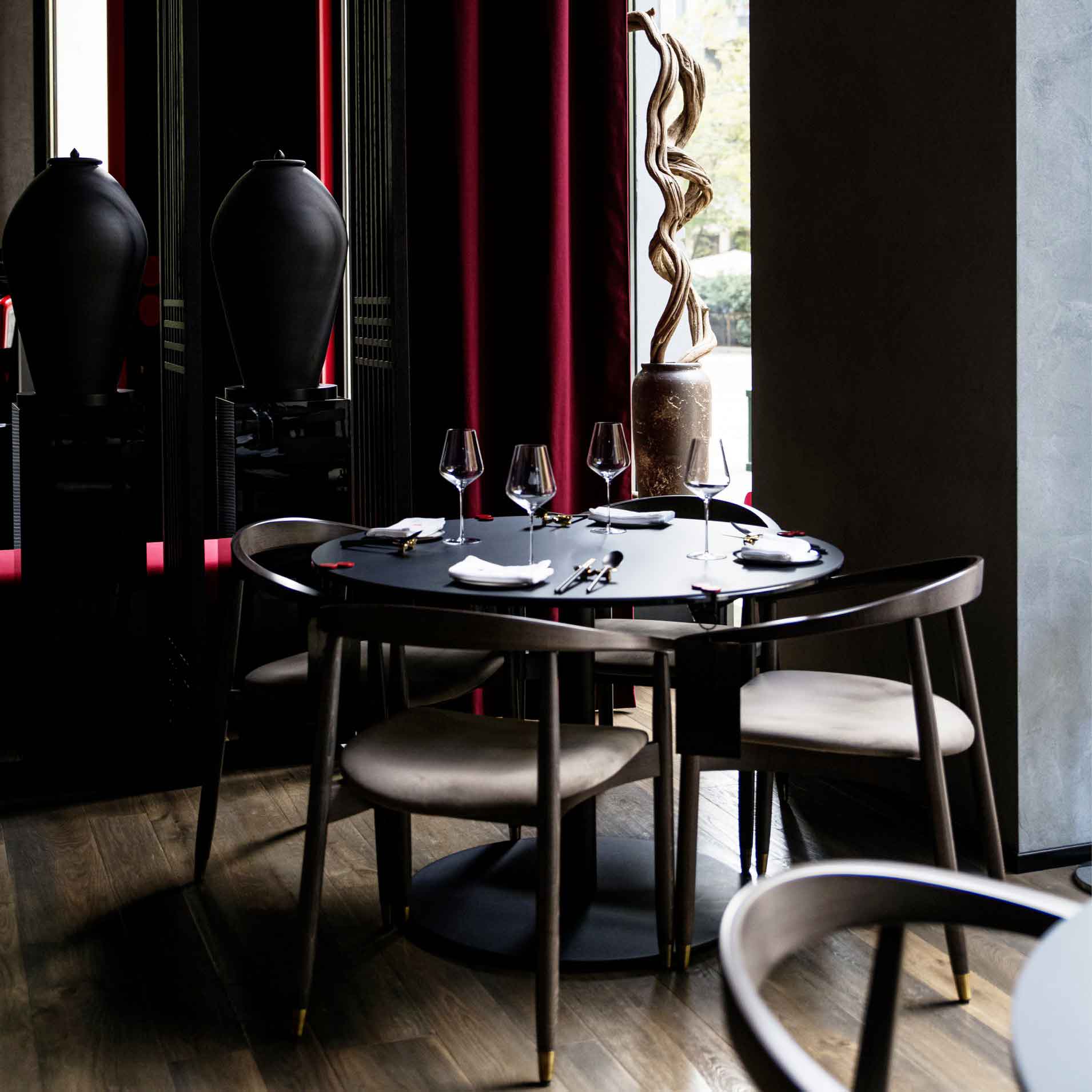 Ba, ristorante cinese a Milano, che vince anche con il delivery di qualità