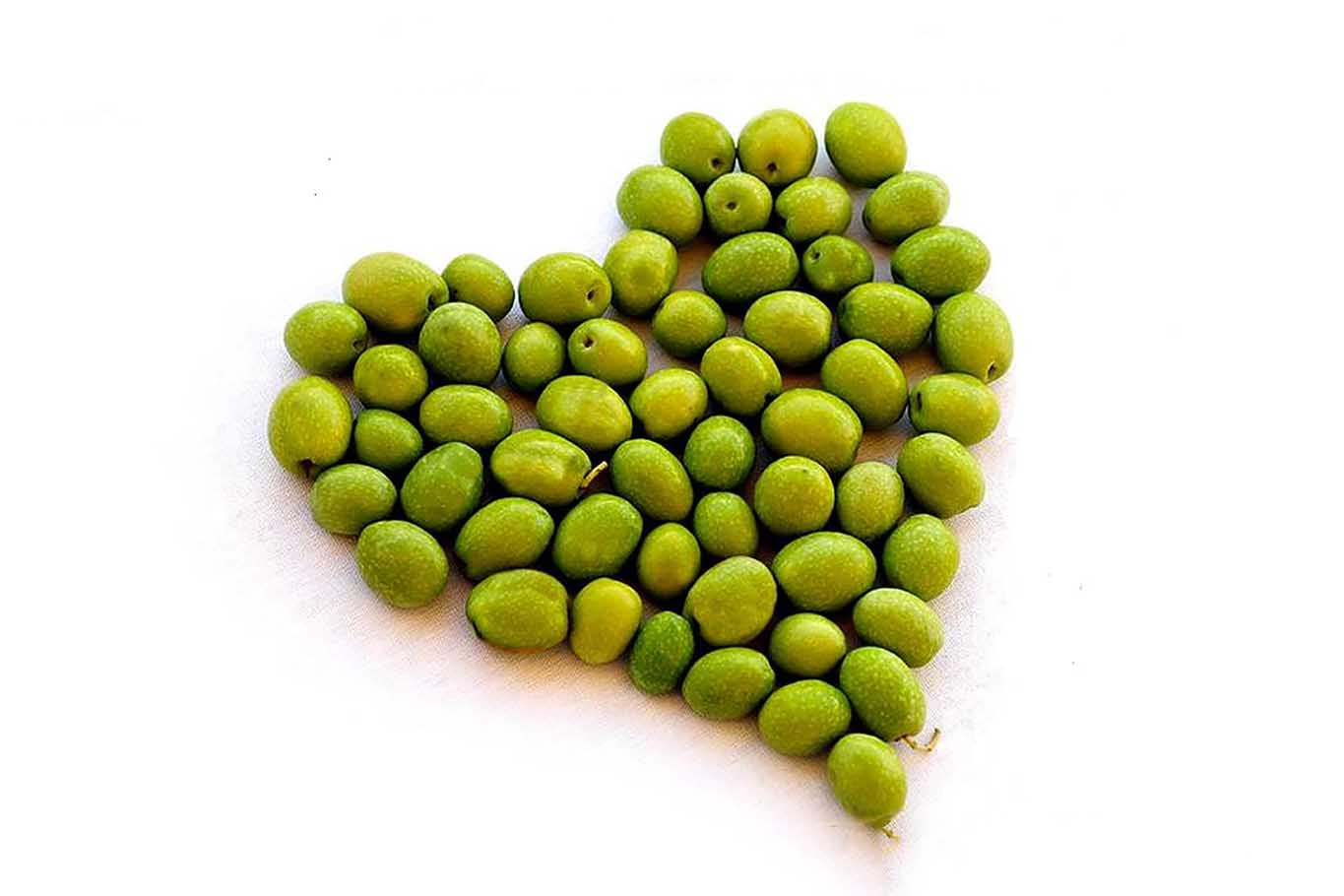 olive cuore e olio extravergine di oliva